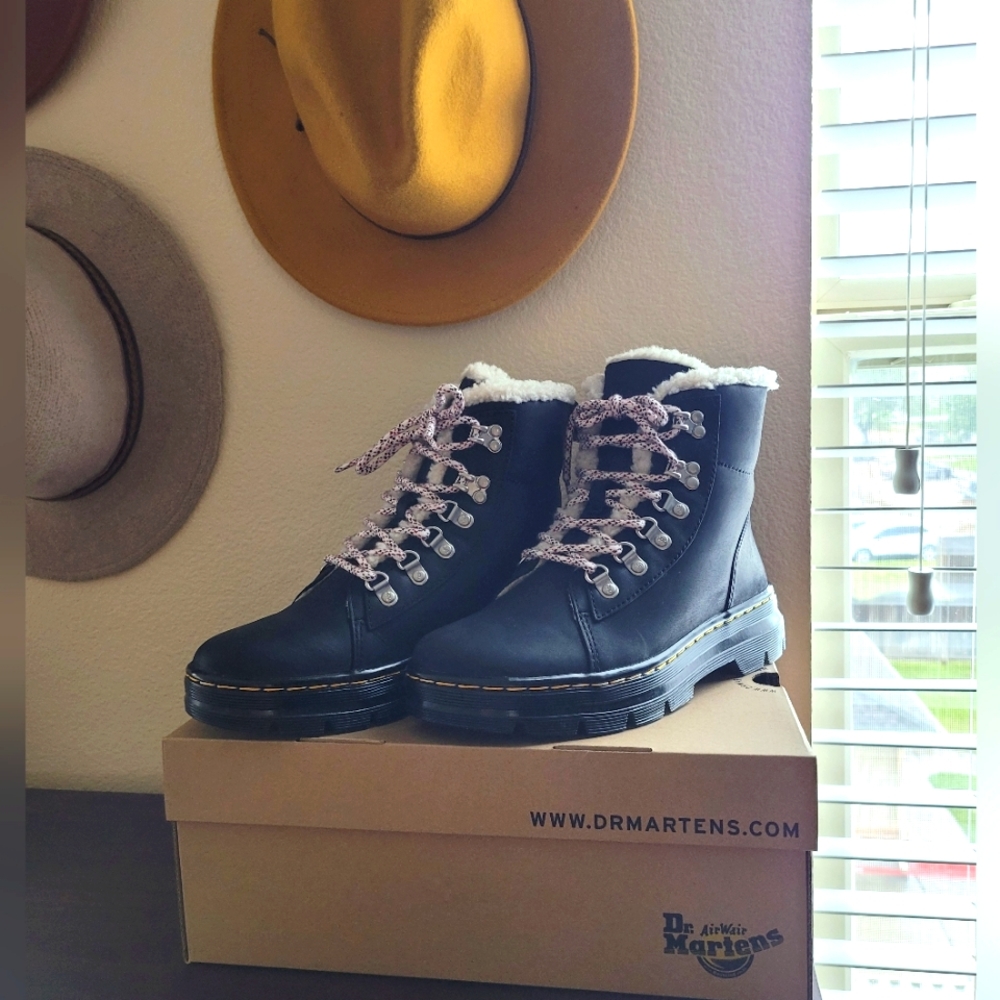 Dr. Martens Air Wair - image 1